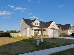 2113 Courtland Dr, Fayetteville, NC 28314