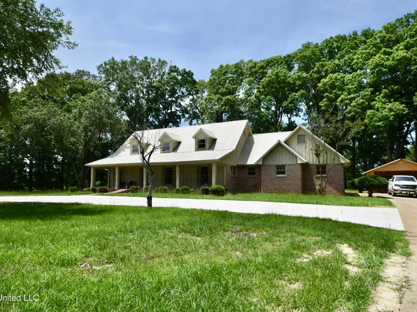 4463 County Road 72, Carrollton, MS 38917
