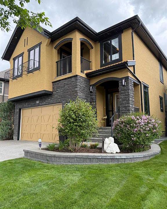1st image of 652 W Quarry Way SE