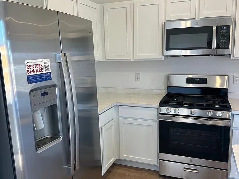 1076 Westbrook Blvd — Photo 17