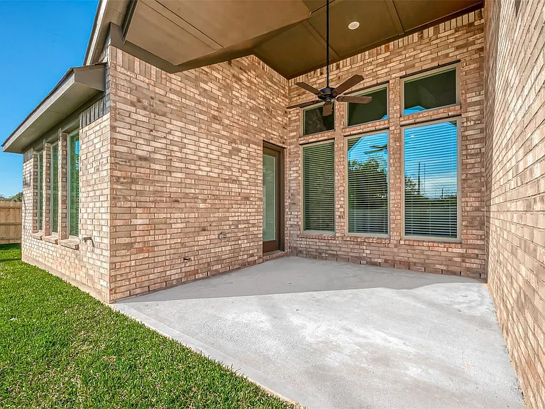1303 Munson Valley Rd — Photo 45