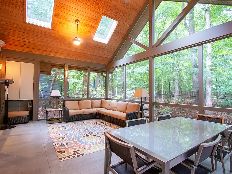 1604 Pathway Dr — Photo 6