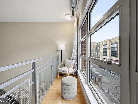 5th image of 1390 Kenyon St NW #325