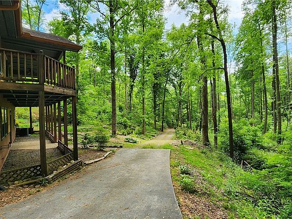 2nd image of 115 Old Camptown Drive