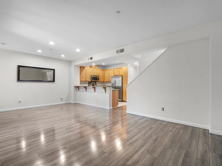 628 Boardwalk Way — Photo 9
