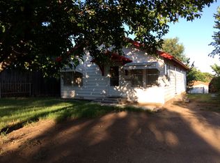 738 S 6th St, Canadian, TX 79014