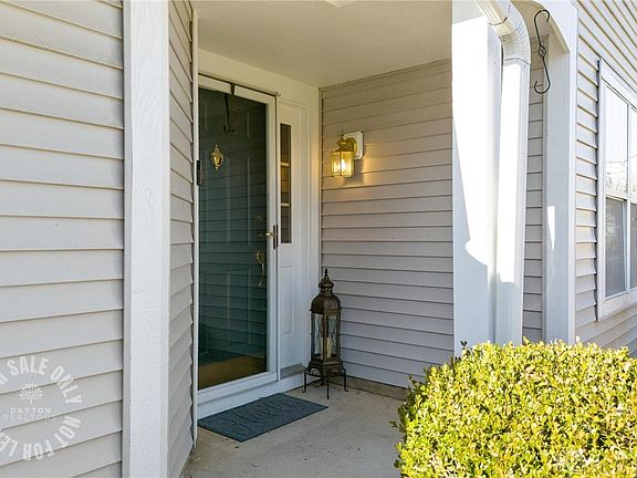 4th image of 6888 Cedar Cove Dr
