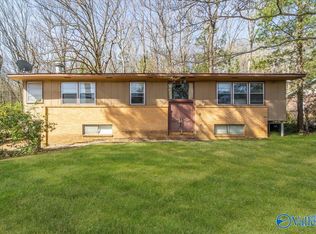 612 Mountain Gap Dr SE, Huntsville, AL 35803