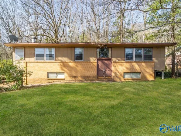 612 Mountain Gap Dr SE, Huntsville, AL 35803