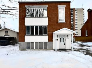 543 Guy St #2, Ottawa, ON K1K1B8