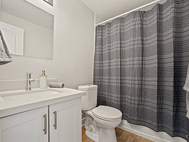 977 Mohawk Rd E #5H — Photo 7