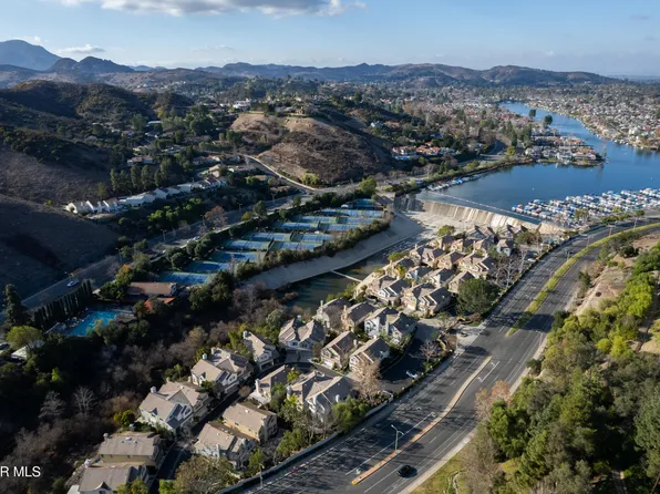 32212 Breezeport Dr, Westlake Village, CA 91361