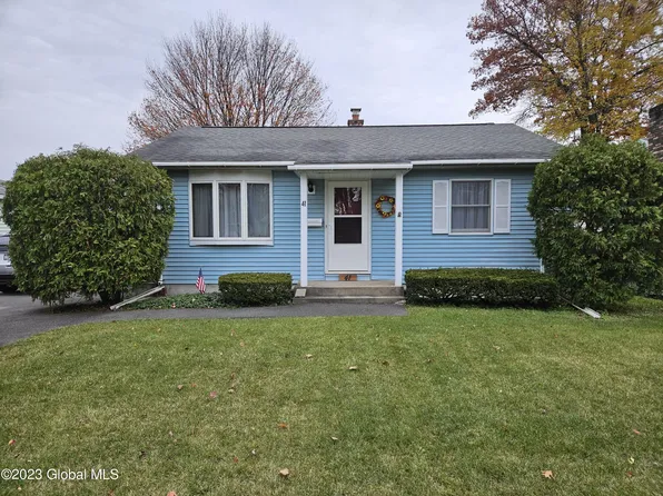 41 Oakwood Drive, Albany, NY 12205