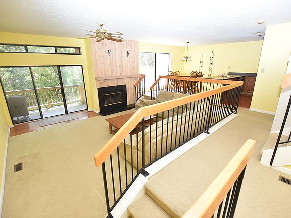 4th image of 9359 S Pointe Lasalles Dr