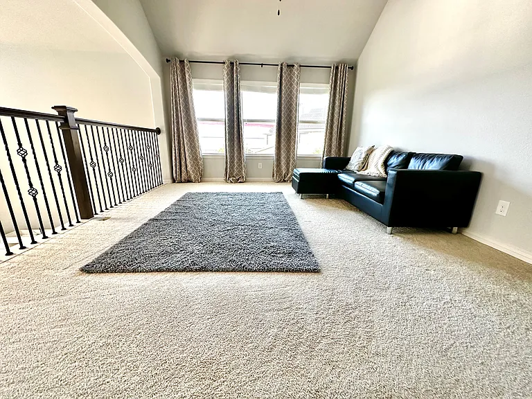 600 Wilshire Ln — Photo 21
