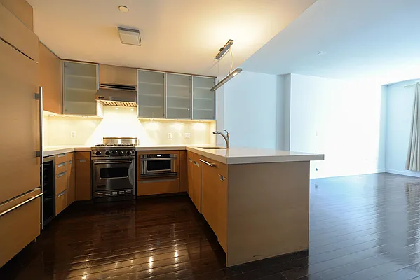 Rented by 212 Consulting Corp | media 42