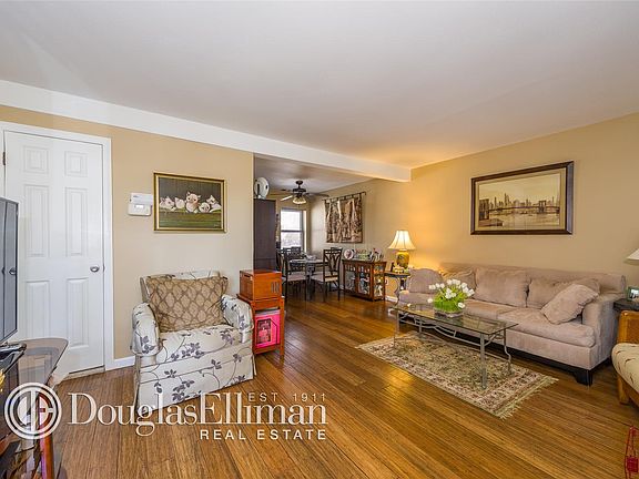 3rd image of 146 Albany Blvd APT 22D