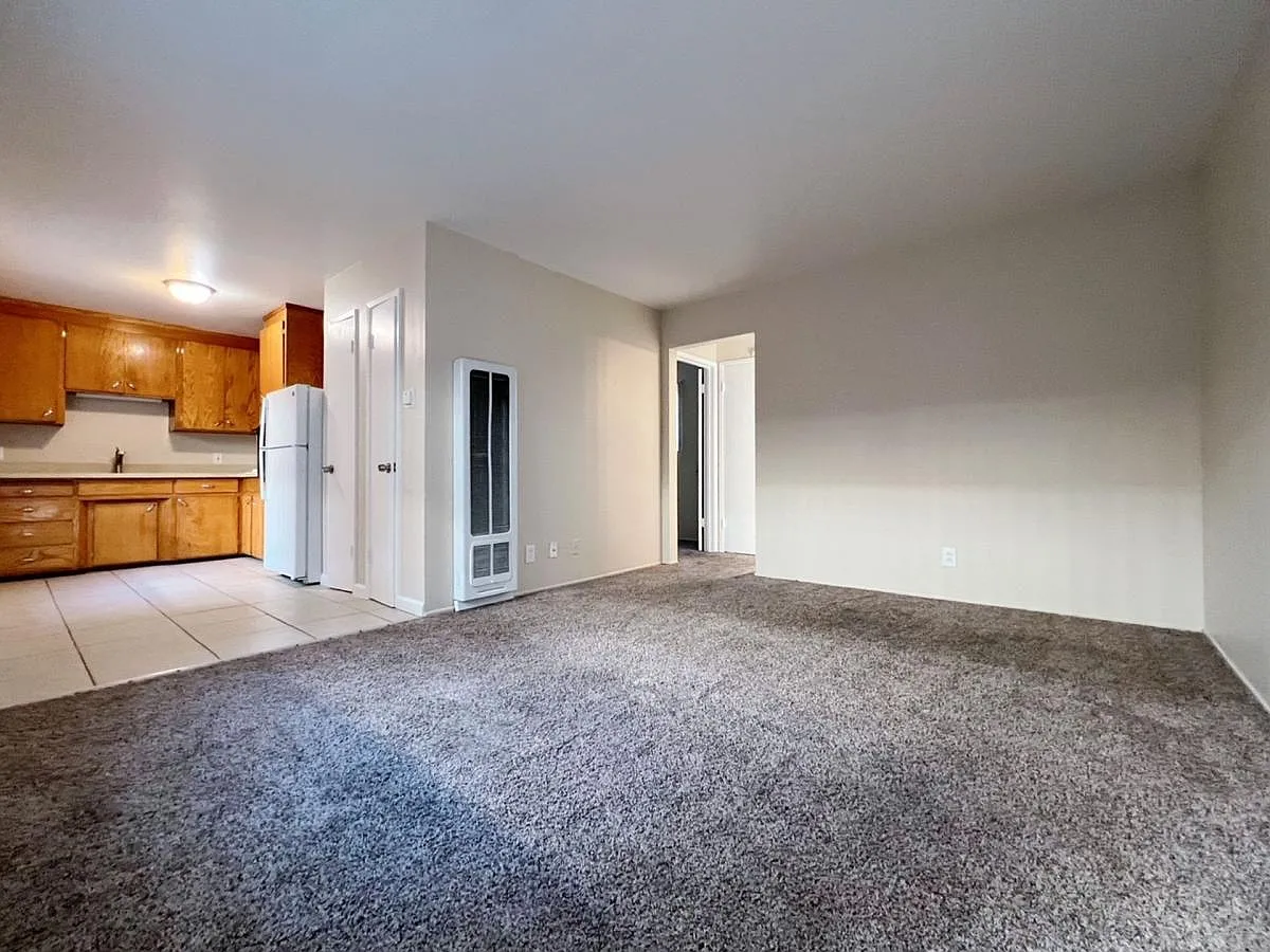 3rd St. Apartments — Photo 2