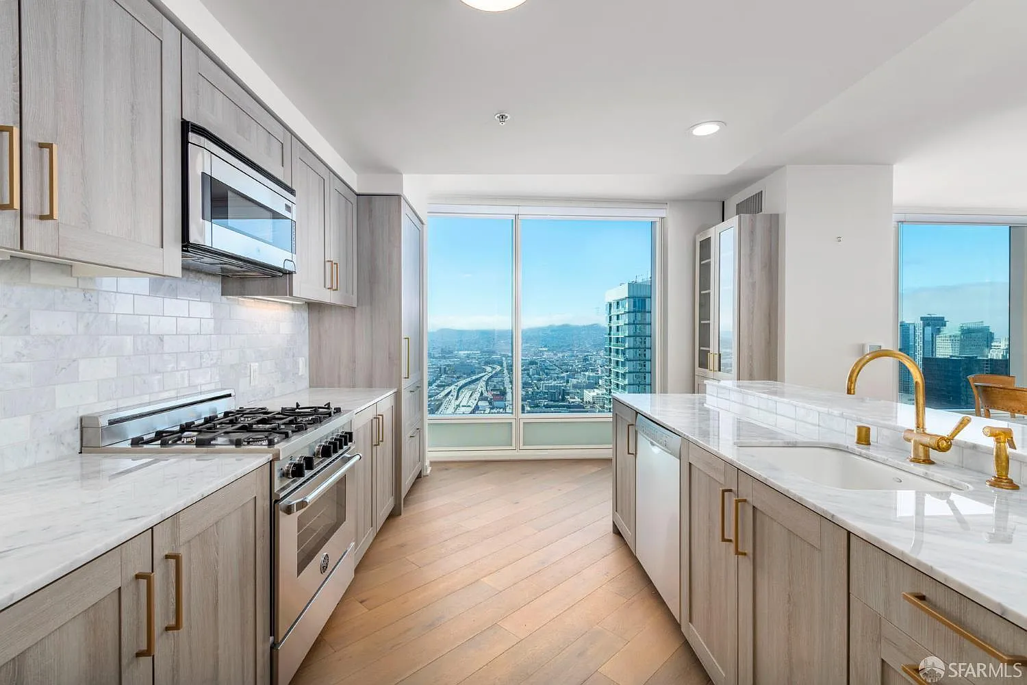 2 bed, 2.0 bath, 1857 sqft, $17,500 — Photo 1