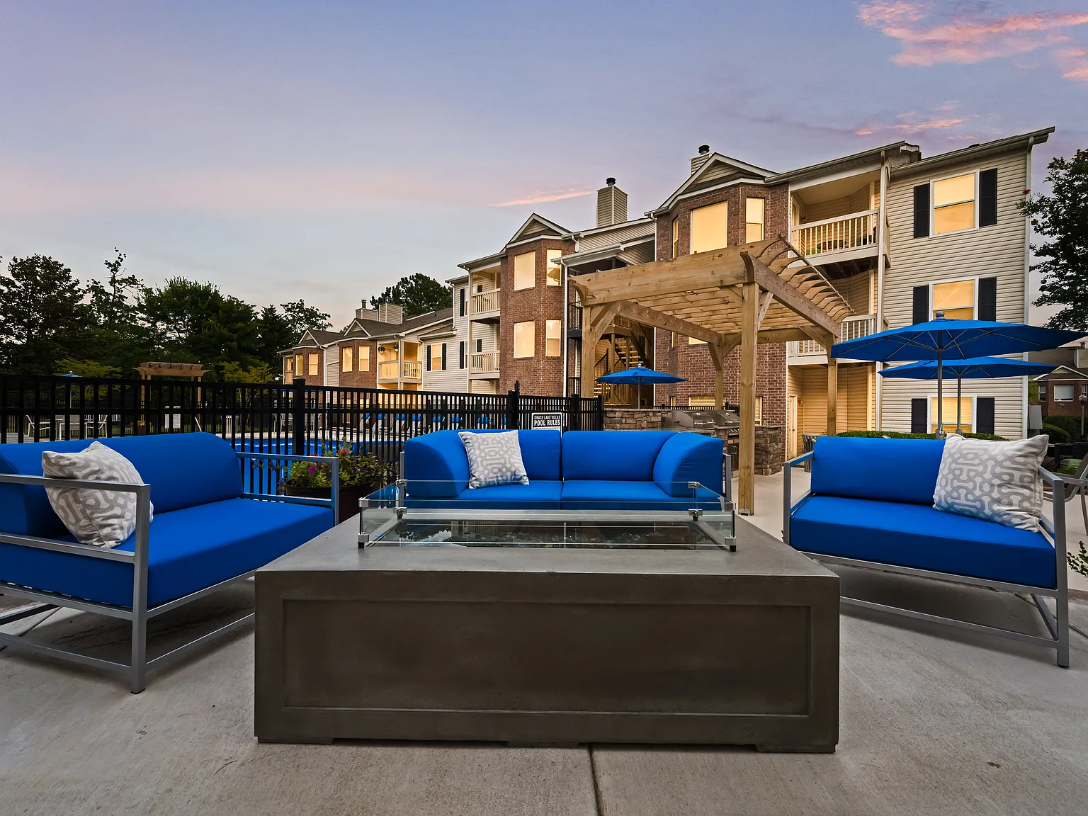 Chace Lake Villas — Photo 3