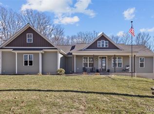 5601 Forest Dr, Hillsboro, MO 63050