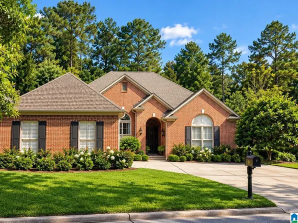 3184 Crossings Dr, Birmingham, AL 35242