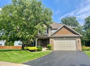 1185 Marcella Ln, West Chicago, IL 60185