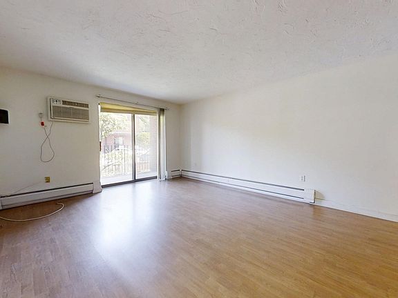 4th image of 16 Winter St APT 26C