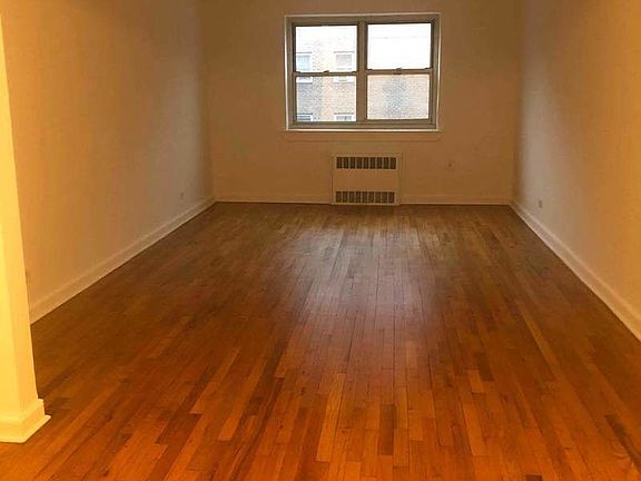 3rd image of 13520 82nd Ave APT 4J