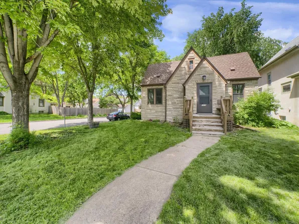 1519 Almond Ave, Saint Paul, MN 55108