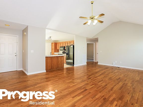 5th image of 1303 Teakwood Ct