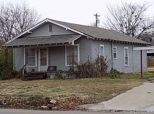 809 N Hinckley St, Holdenville, OK 74848