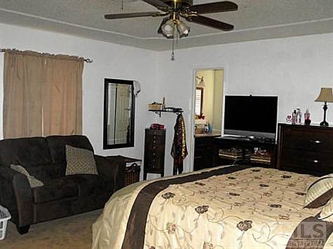 5th image of 5202 Deerwood Ln