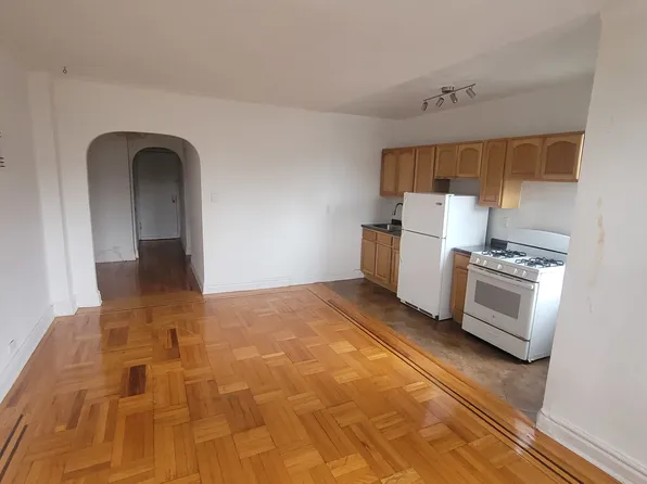 160 Beach 117th St APT 2B, Far Rockaway, NY 11694