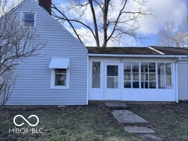 1st image of 2200 S Eaton Ave