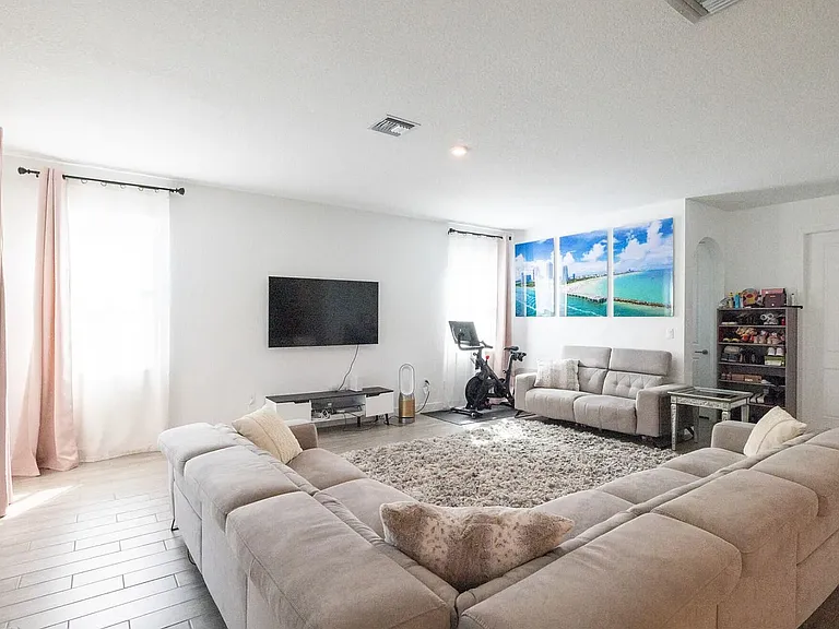 23233 SW 107th Pl — Photo 14