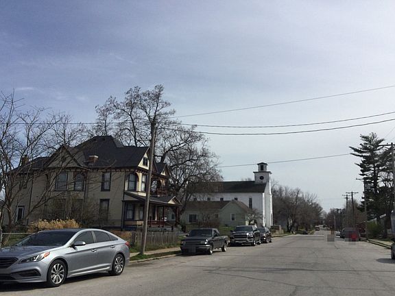 4th image of 225 N 16th St