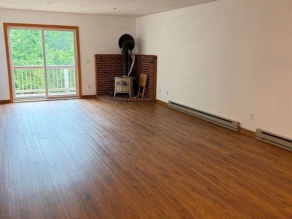 3rd image of 42 Harmony Ln #6