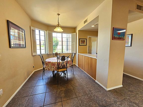 5th image of 3420 N Country Club Vista Pl