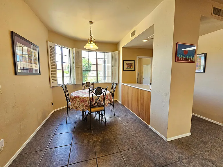 3420 N Country Club Vista Pl — Photo 5