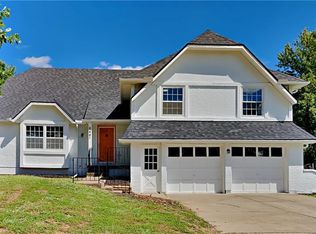 6441 Mullen Rd, Shawnee, KS 66216