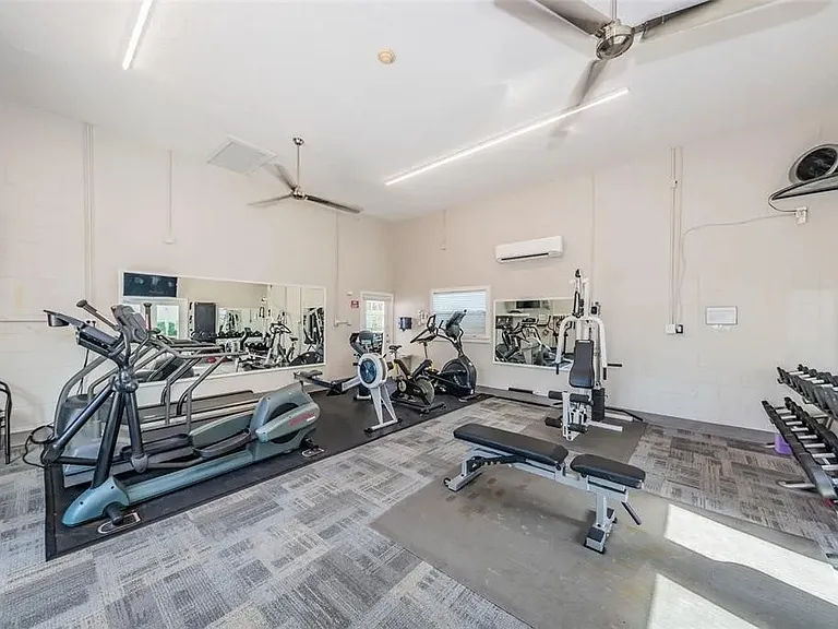 1800 Mariner Dr #6 — Photo 10