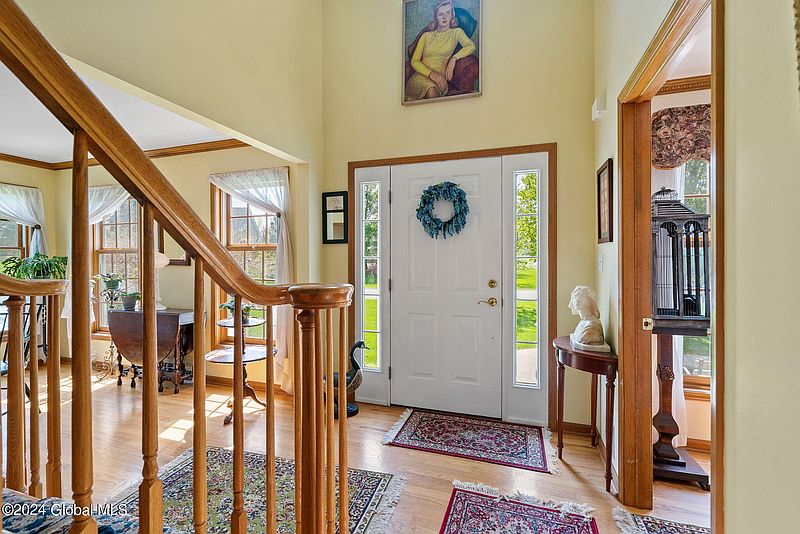 5th image of 209 Longhouse Lane