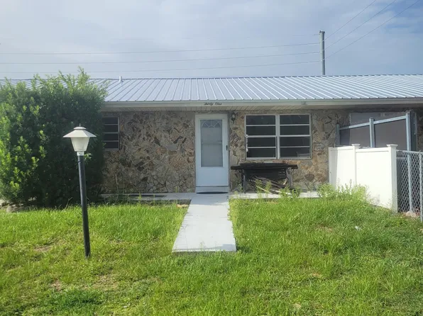 31 W Orange St, Avon Park, FL 33825