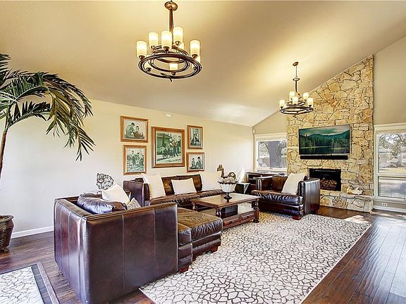 5th image of 3009 Bullock Dr