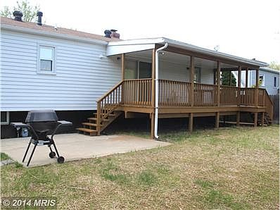 Exterior (Rear)