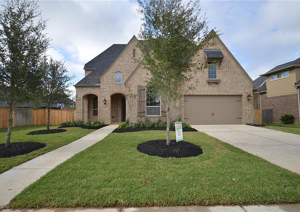 1st image of 2306 Draycutt Dr