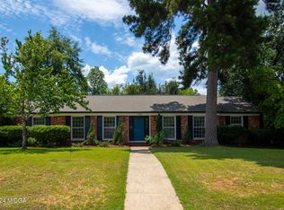 1408 Kenwood Dr, Perry, GA 31069