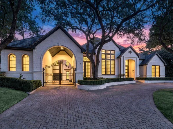17632 Harbord Oaks Cir, Dallas, TX 75252