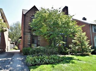 2367 Traymore Rd, University Heights, OH 44118